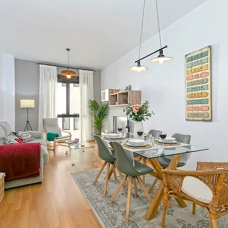 -malagasunapts- Freeparking Rooftoppool Apartment Málaga
