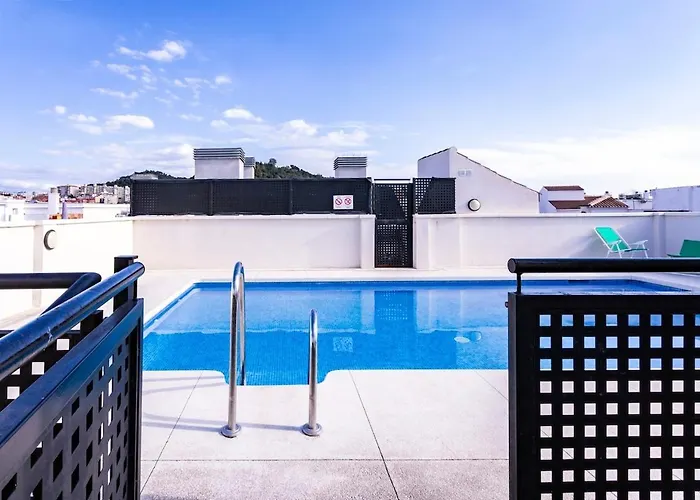 -malagasunapts- Freeparking Rooftoppool Apartment *