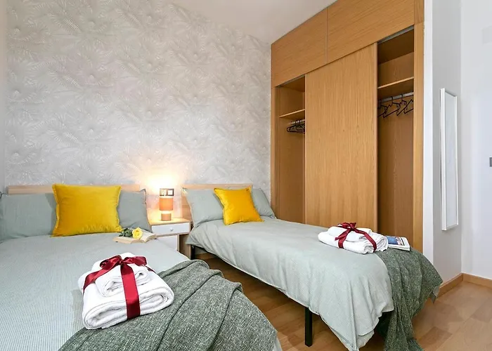 -malagasunapts- Freeparking Rooftoppool Apartment *